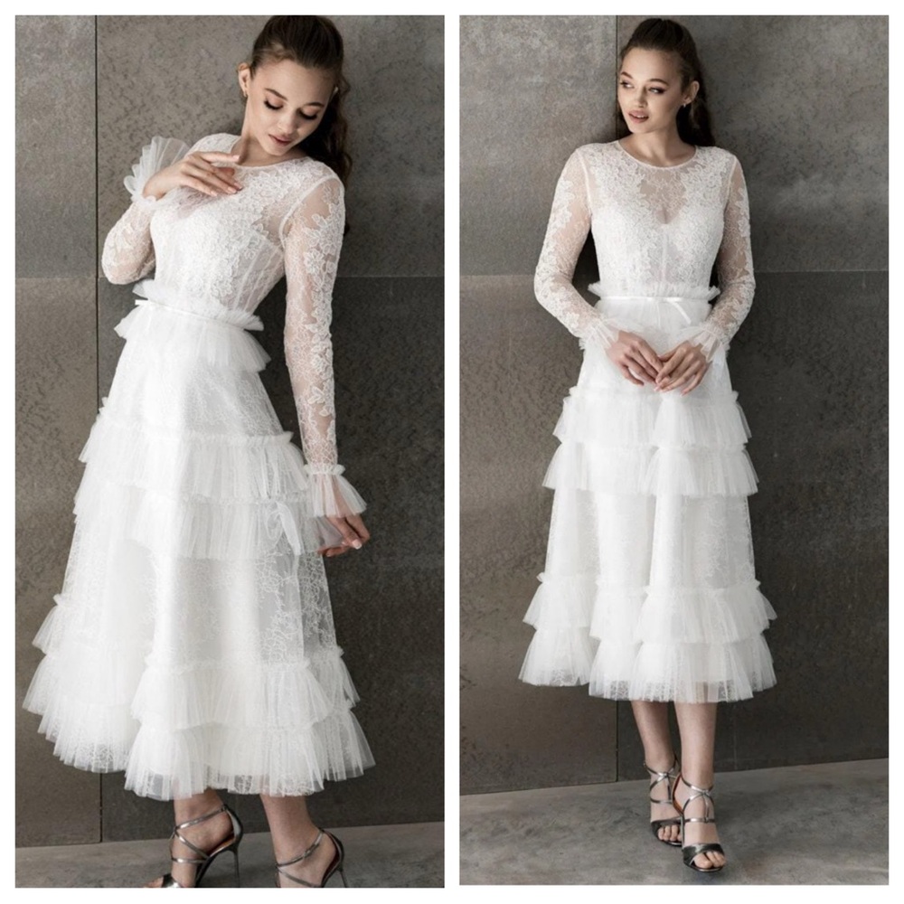 NWT! LovestoryUA Romantic wedding dress